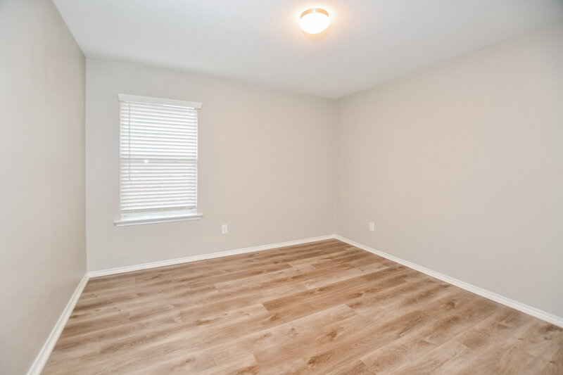 2,050/Mo, 709 Silverleaf Ct Royse City, TX 75189 Bedroom View 2