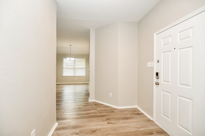 2,050/Mo, 709 Silverleaf Ct Royse City, TX 75189 Hallway View