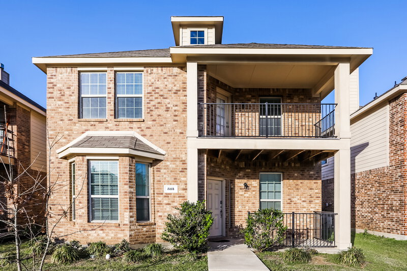 2,370/Mo, 313 Haywood Cir Lancaster, TX 75146 External View