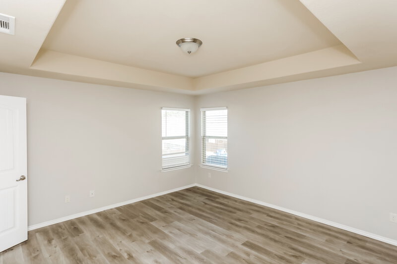 2,370/Mo, 313 Haywood Cir Lancaster, TX 75146 Main Bedroom View