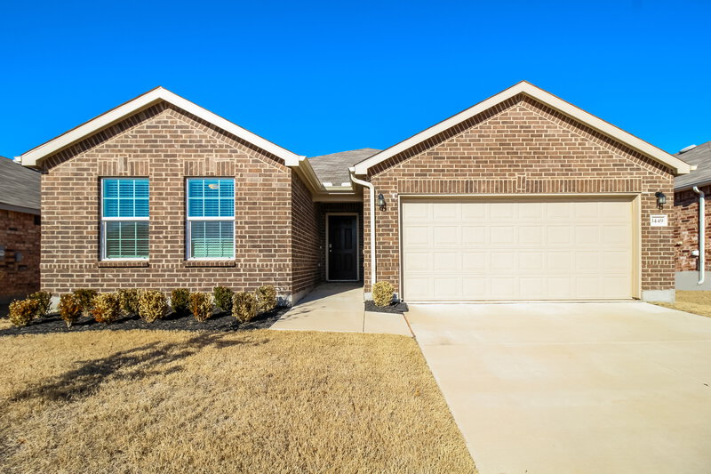 2,085/Mo, 1449 Vernon Dr Providence Village, TX 76227 External View