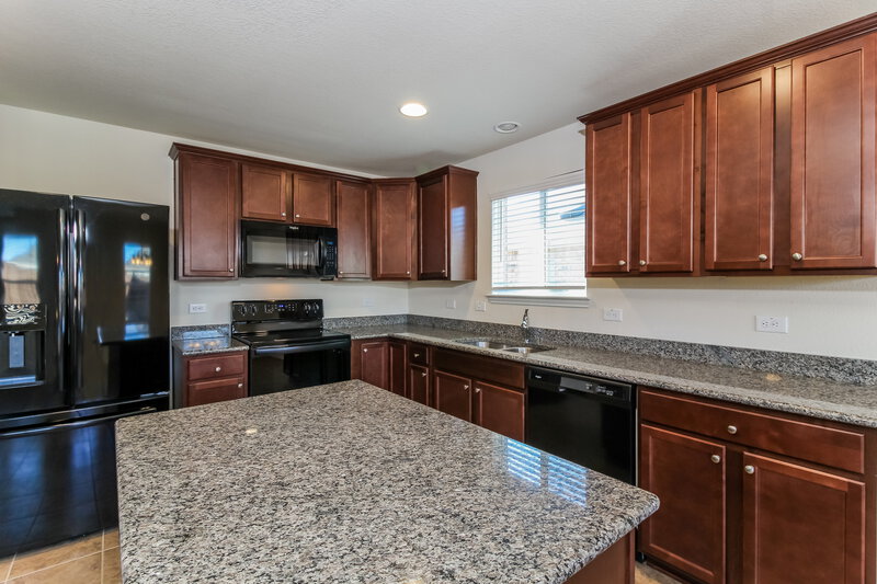 2,085/Mo, 1449 Vernon Dr Providence Village, TX 76227 Kitchen View