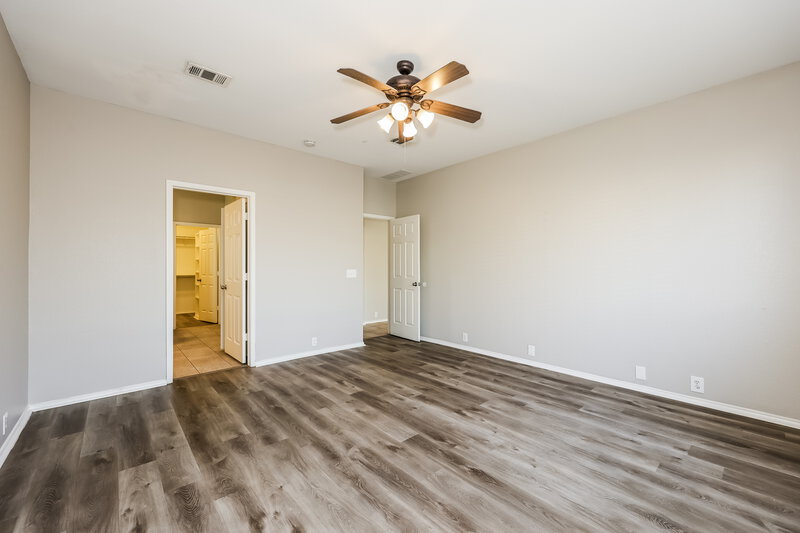 2,365/Mo, 4529 Vista Meadows Dr Fort Worth, TX 76244 Main Bedroom View