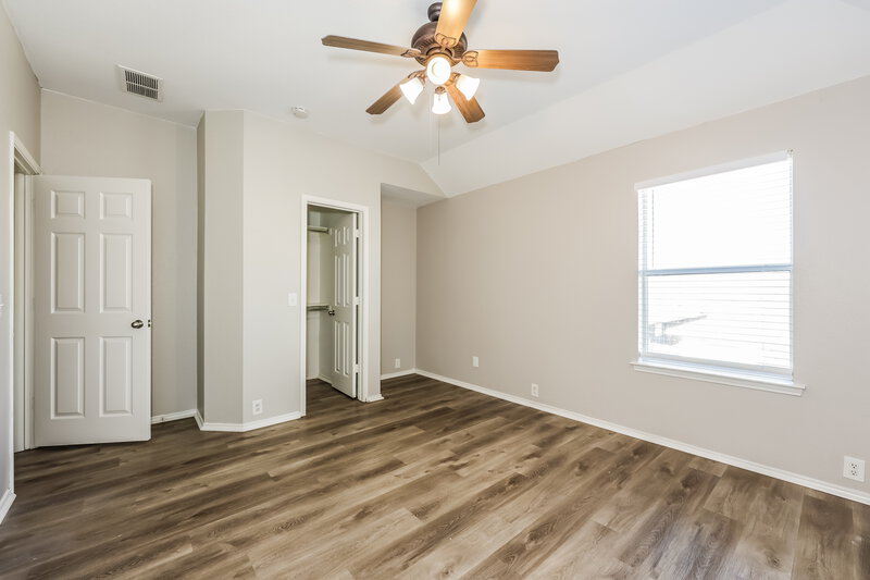 2,365/Mo, 4529 Vista Meadows Dr Fort Worth, TX 76244 Main Bedroom View 2