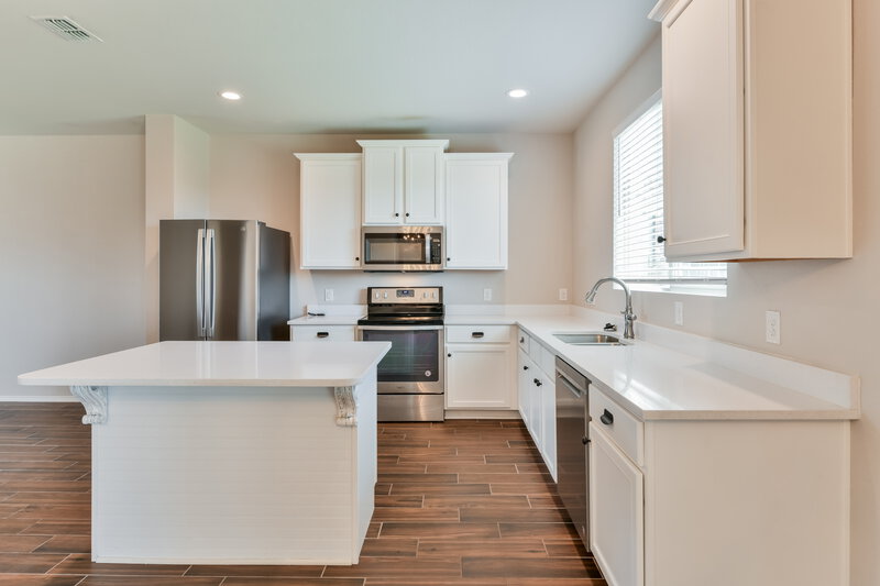 2,055/Mo, 7908 Spritsail Ln Fort Worth, TX 76179 Kitchen View 2