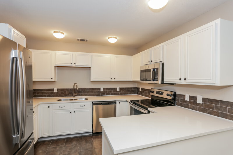 2,085/Mo, 217 Los Angeles Dr Glenn Heights, TX 75154 Kitchen View