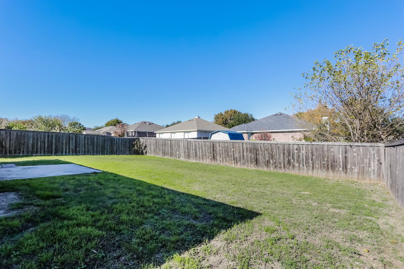 2,085/Mo, 217 Los Angeles Dr Glenn Heights, TX 75154 Backyard View