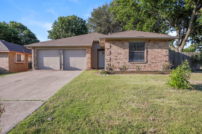 1,940/Mo, 216 Lantana Dr Arlington, TX 76018 External View