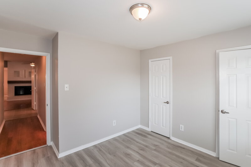1,940/Mo, 216 Lantana Dr Arlington, TX 76018 Bedroom View 2
