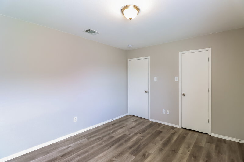 2,910/Mo, 1510 Whispering Oaks Dr Midlothian, TX 76065 Main Bedroom View 2