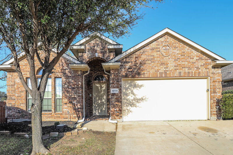 2,075/Mo, 10701 Hawks Landing Rd Haslet, TX 76052 External View