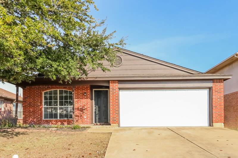 1,980/Mo, 621 Hollyberry Dr Mansfield, TX 76063 External View