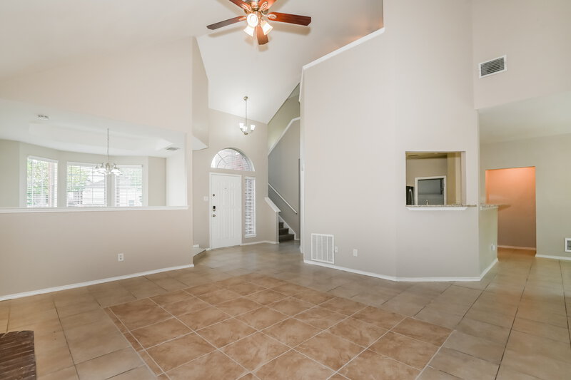2,585/Mo, 907 Steadman Dr Cedar Hill, TX 75104 Living Room View 3