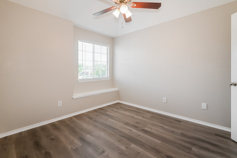 2,585/Mo, 907 Steadman Dr Cedar Hill, TX 75104 Bedroom View 2