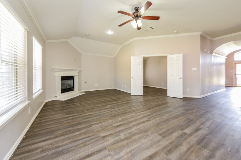 2,610/Mo, 4845 Bridle Path Way Fort Worth, TX 76244 Living Room View