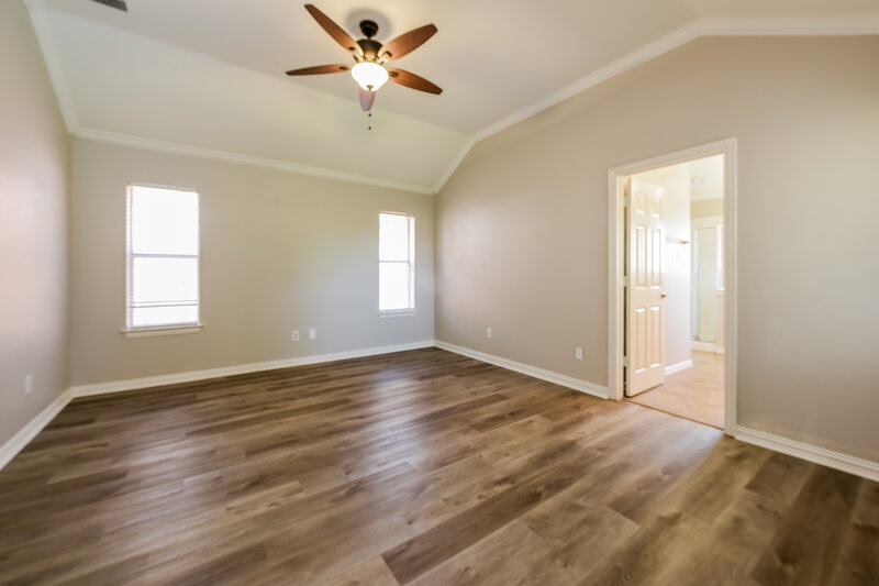 2,610/Mo, 4845 Bridle Path Way Fort Worth, TX 76244 Main Bedroom View