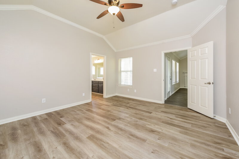 2,610/Mo, 4845 Bridle Path Way Fort Worth, TX 76244 Main Bedroom View 2