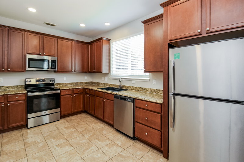 2,520/Mo, 10441 Rising Knoll Ln Fort Worth, TX 76131 Kitchen View