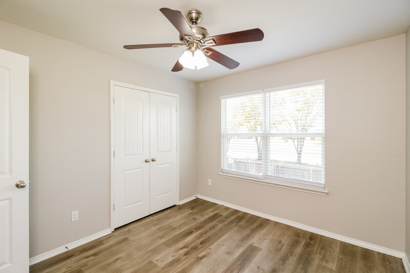 2,520/Mo, 10441 Rising Knoll Ln Fort Worth, TX 76131 Bedroom View