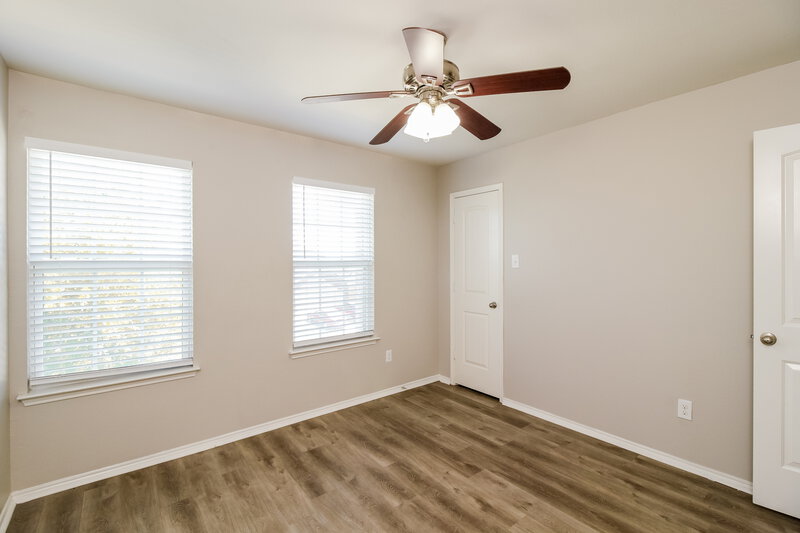 2,520/Mo, 10441 Rising Knoll Ln Fort Worth, TX 76131 Bedroom View 2