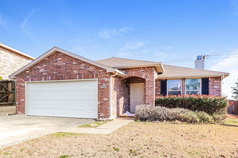 2,390/Mo, 5917 Thoroughbred Trl Denton, TX 76210 External View