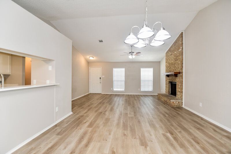 2,080/Mo, 122 Southerland Ave Mesquite, TX 75150 Breakfast Nook View