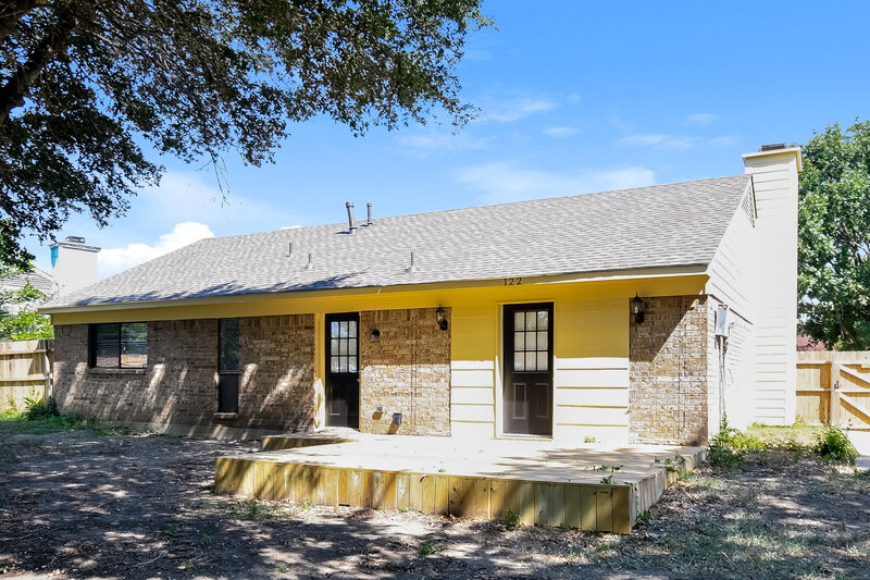 2,080/Mo, 122 Southerland Ave Mesquite, TX 75150 Rear View