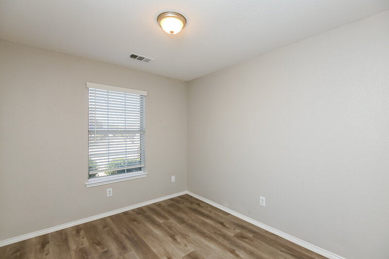 2,575/Mo, 1706 Country Crest Ln Mansfield, TX 76063 Bedroom View