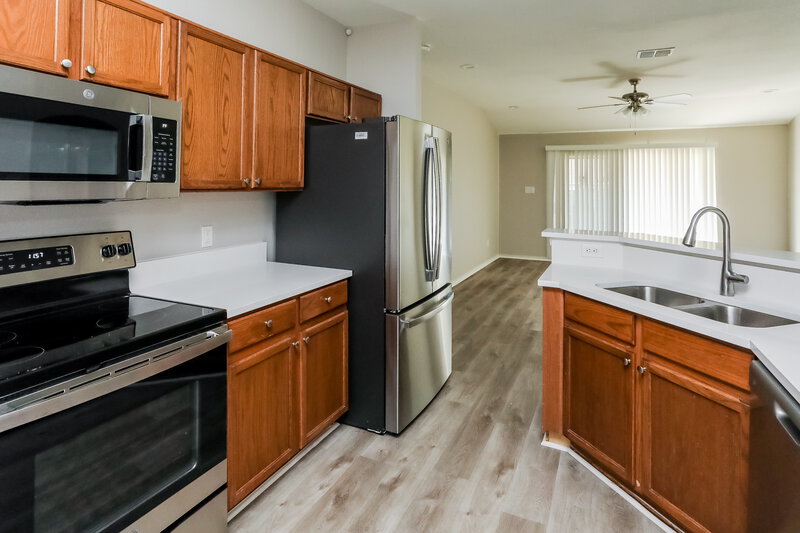 2,330/Mo, 712 Jennie Marie Cir Ferris, TX 75125 Kitchen View 3