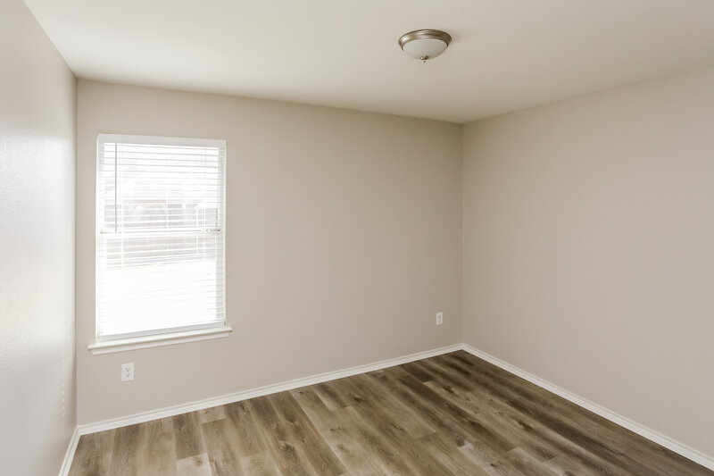 2,330/Mo, 712 Jennie Marie Cir Ferris, TX 75125 Bedroom View