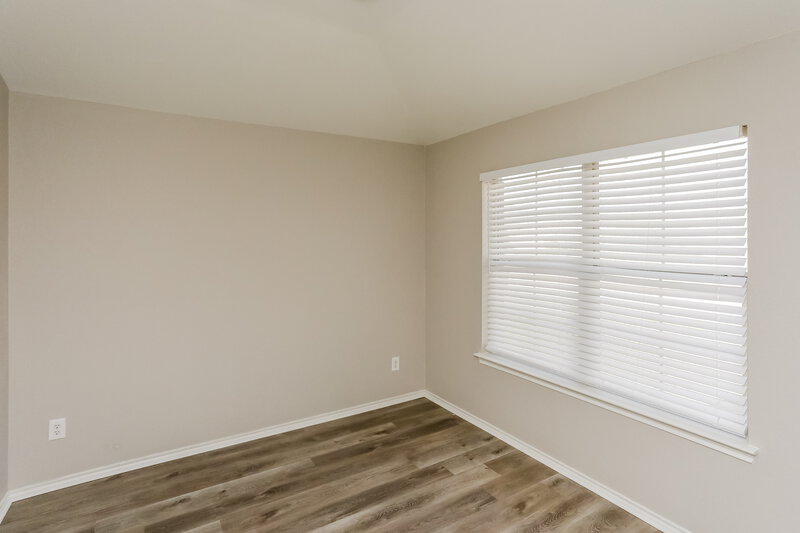 2,330/Mo, 712 Jennie Marie Cir Ferris, TX 75125 Bedroom View 2