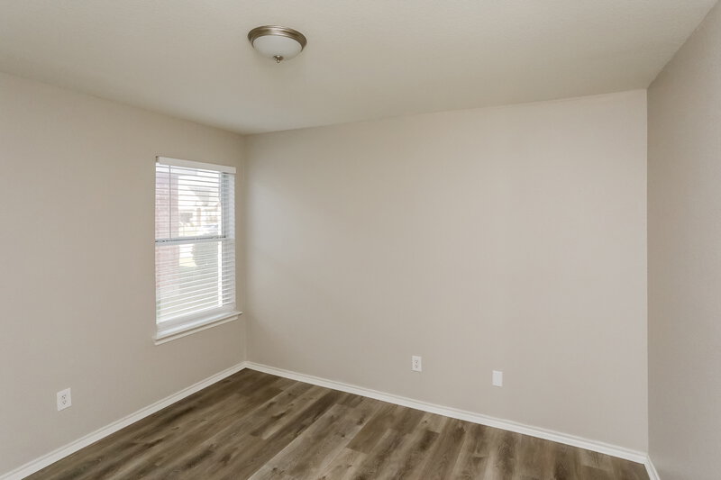 2,330/Mo, 712 Jennie Marie Cir Ferris, TX 75125 Bedroom View 3