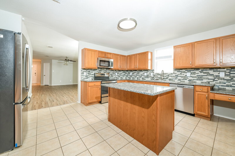 2,270/Mo, 1625 Baxter Springs Dr Justin, TX 76247 Kitchen View 2