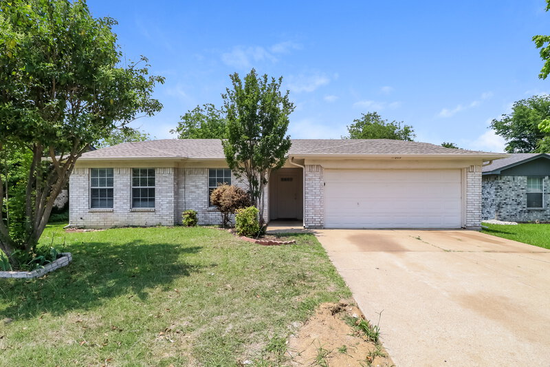 2,180/Mo, 609 Dayton Rd Mansfield, TX 76063 External View