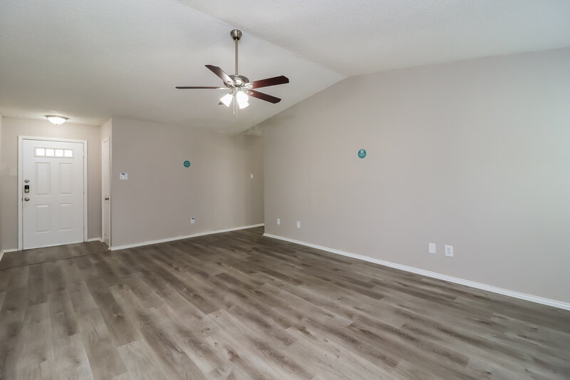 2,180/Mo, 609 Dayton Rd Mansfield, TX 76063 Living Room View 3