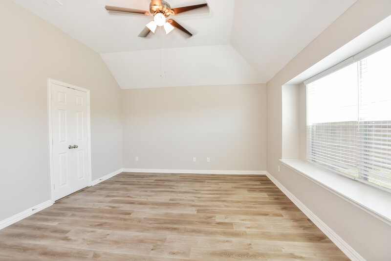 2,500/Mo, 107 Painted Trl Forney, TX 75126 Main Bedroom View