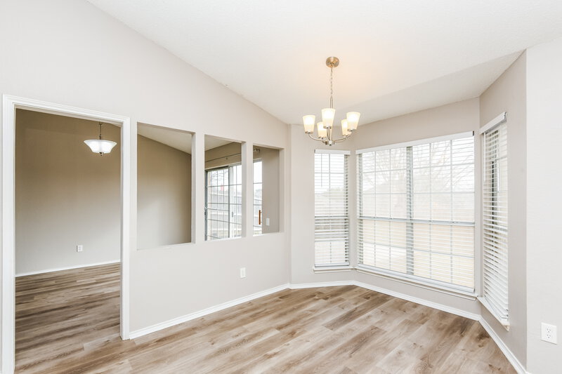 2,285/Mo, 6202 Pennsylvania Ave Arlington, TX 76017 Breakfast Nook View