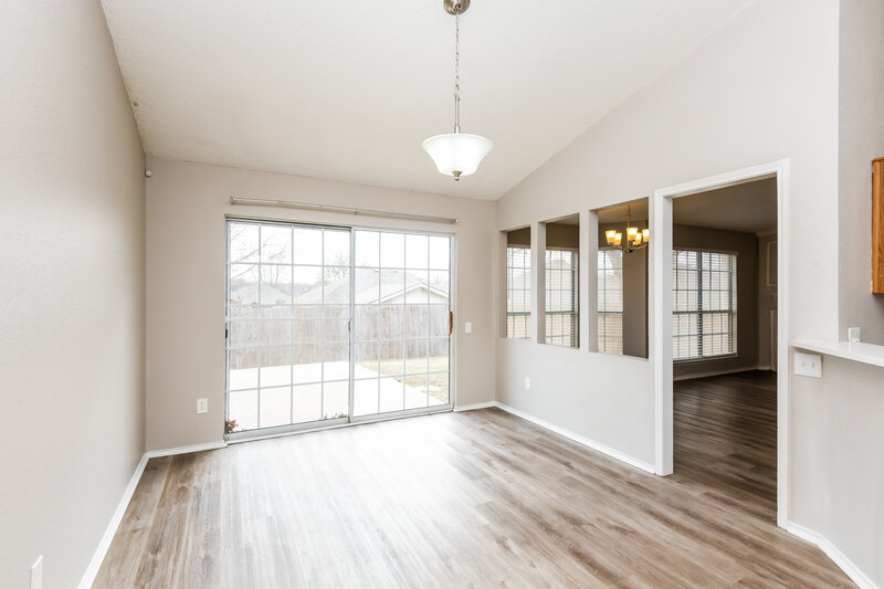 2,285/Mo, 6202 Pennsylvania Ave Arlington, TX 76017 Family Room View