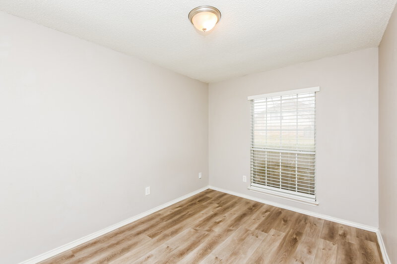 2,285/Mo, 6202 Pennsylvania Ave Arlington, TX 76017 Bedroom View 2