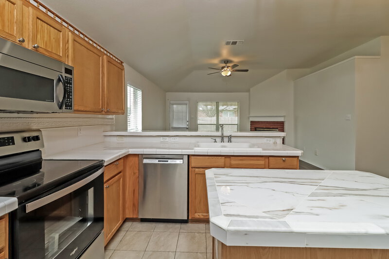 2,290/Mo, 1001 Caleb St Burleson, TX 76028 Misc View 8
