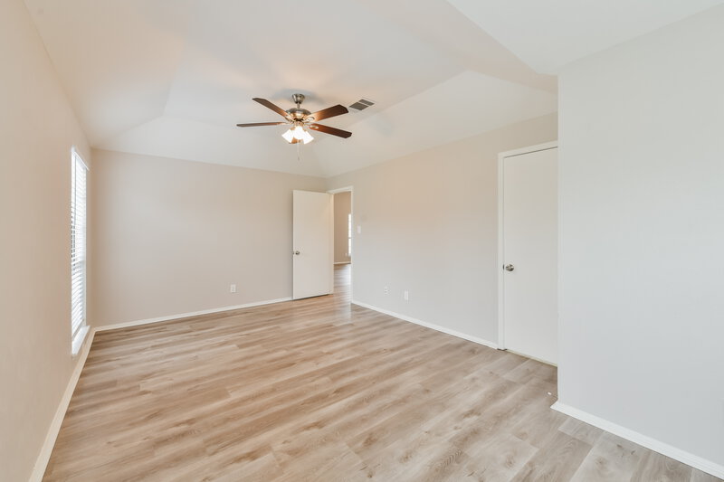 2,285/Mo, 1616 Cayman Cir Plano, TX 75025 Main Bedroom View 2