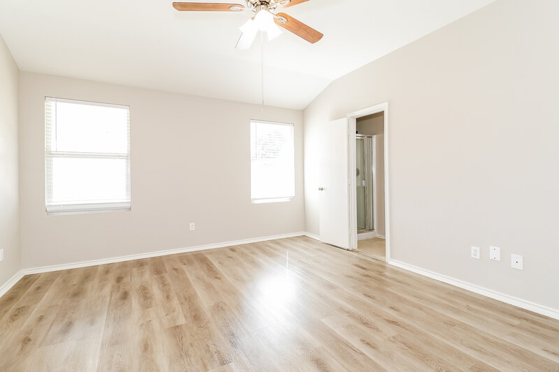 2,185/Mo, 627 Berry Trl Forney, TX 75126 Main Bedroom View
