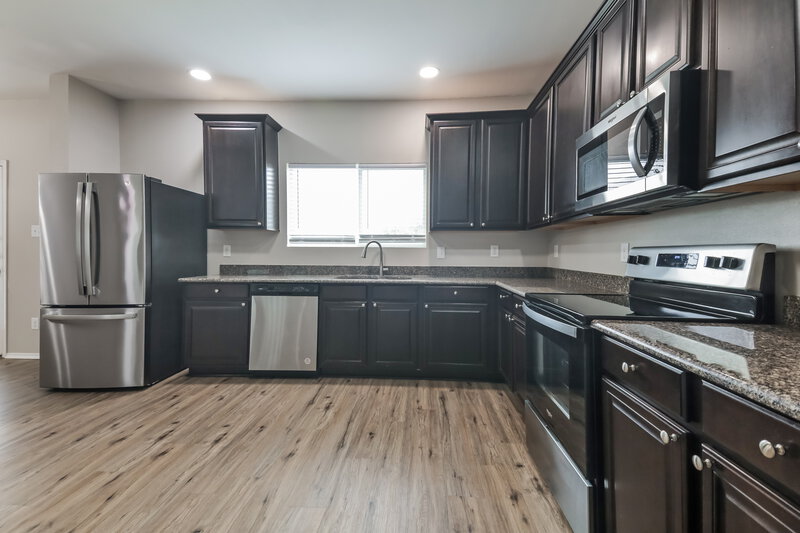 2,575/Mo, 11425 Maddie Ave Fort Worth, TX 76244 Kitchen View 3