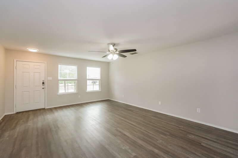 2,350/Mo, 4920 Wild Oats Dr Fort Worth, TX 76179 Living Room View