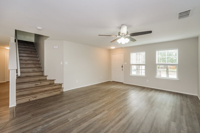 2,350/Mo, 4920 Wild Oats Dr Fort Worth, TX 76179 Living Room View 2