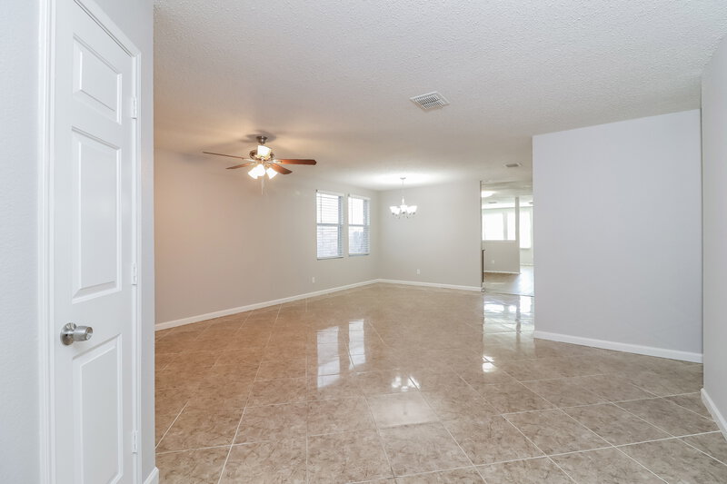 2,520/Mo, 3917 Foxhound Ln Fort Worth, TX 76123 Living Room View