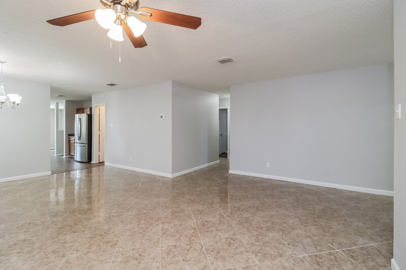 2,520/Mo, 3917 Foxhound Ln Fort Worth, TX 76123 Living Room View 2