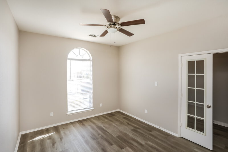 2,350/Mo, 6918 Meadow Bend Dr Arlington, TX 76002 Bedroom View 2