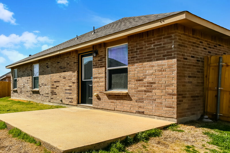 2,140/Mo, 420 Silver Leaf Dr Fate, TX 75087 Rear View 2
