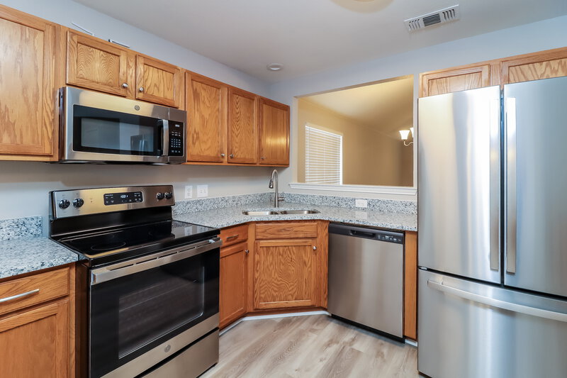 2,035/Mo, 1109 Darren Dr Burleson, TX 76028 Kitchen View 2